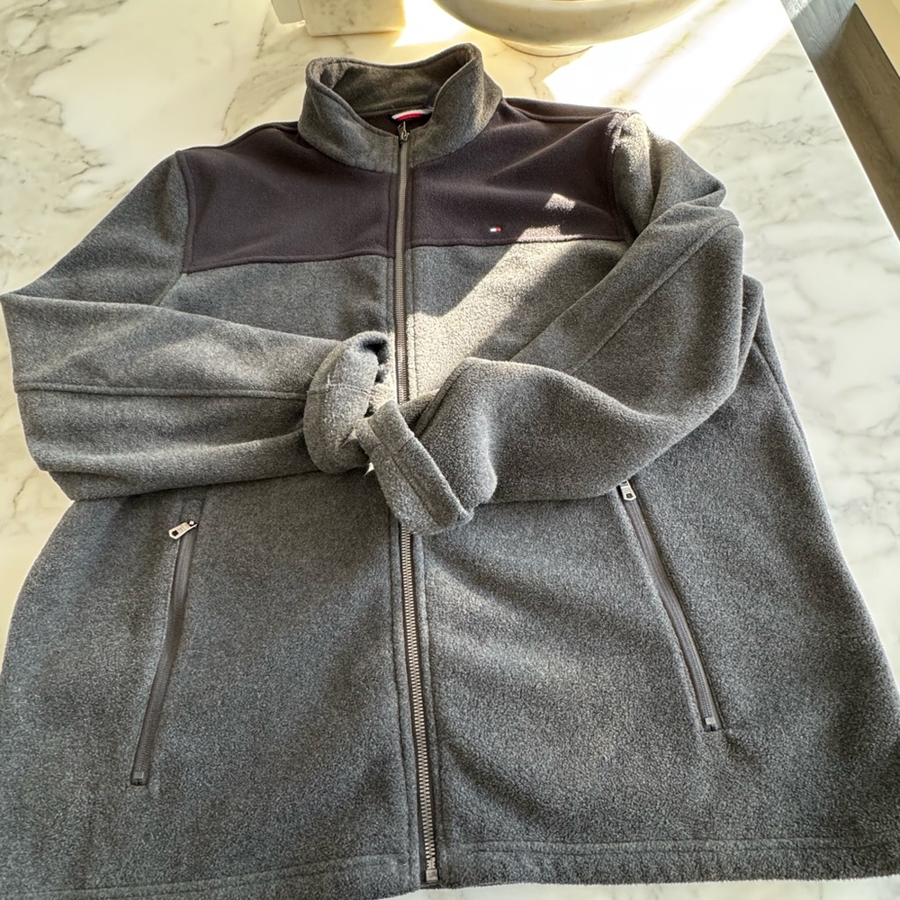Jacket Fleece Tommy Hilfiger Gray and Black Lightweight Jacket - Picture 3 of 15